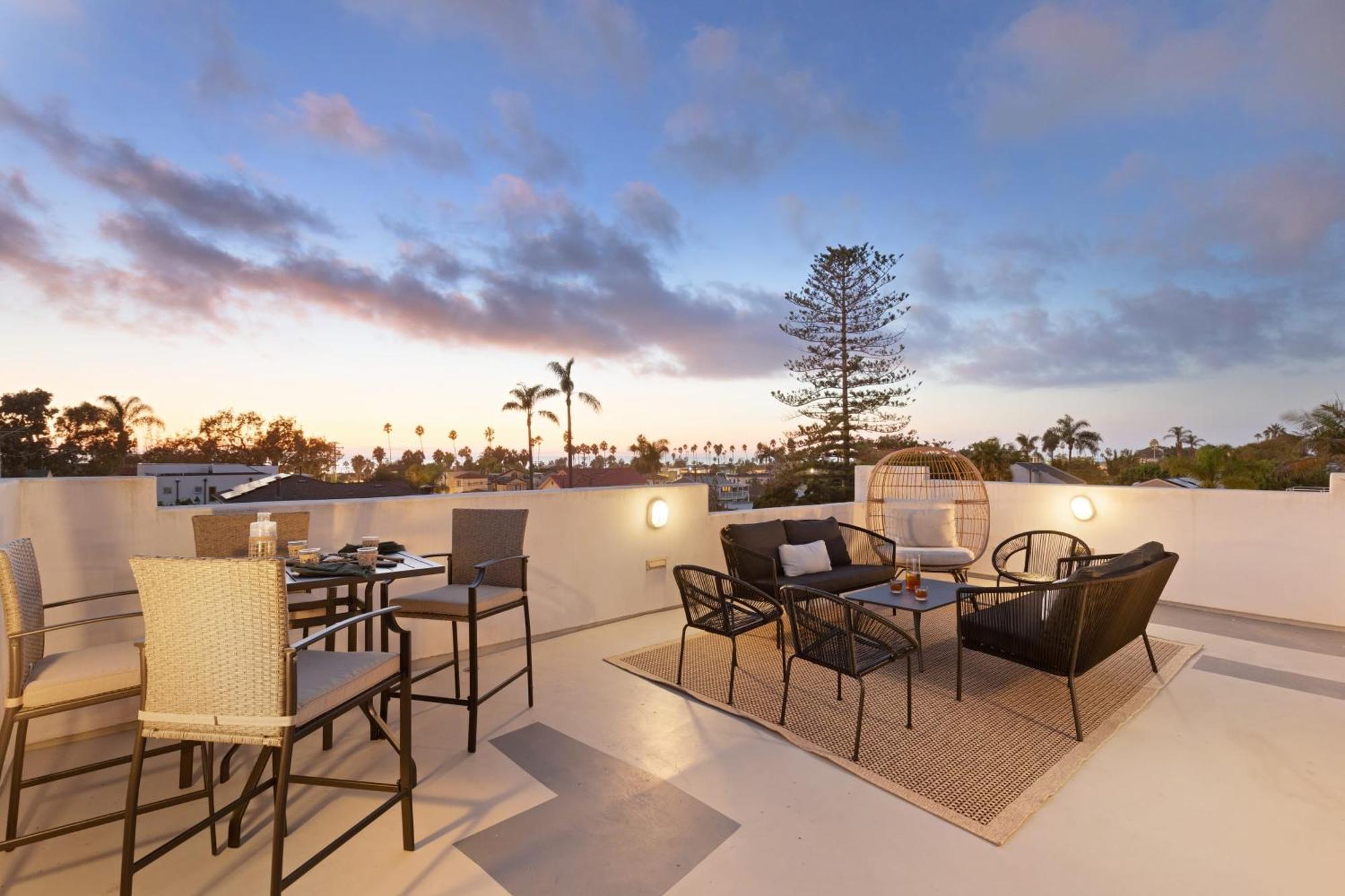 Holiday home Vista Del Mar By Avantstay Stunning Spanish Inspired W Pool Hot Tub Rooftop Patio *