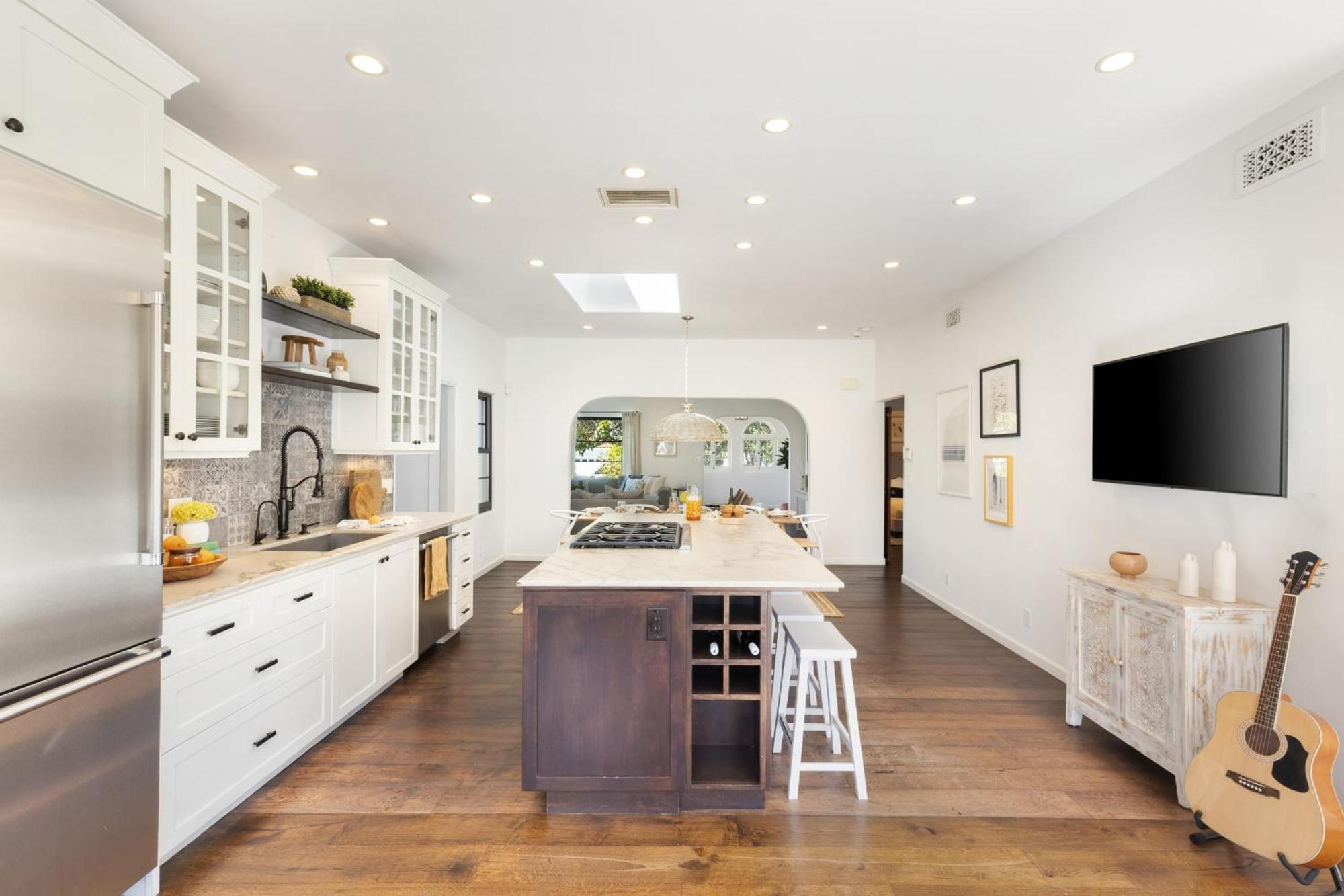 Holiday home Vista Del Mar By Avantstay Stunning Spanish Inspired W Pool Hot Tub Rooftop Patio